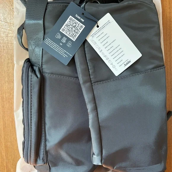 NWT! Foldie Travel Bag Gray 40L - Picture 5 of 7